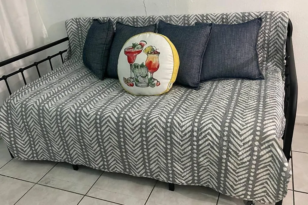 Apartment In San Juan 10 Min To Sju Puerto Rico